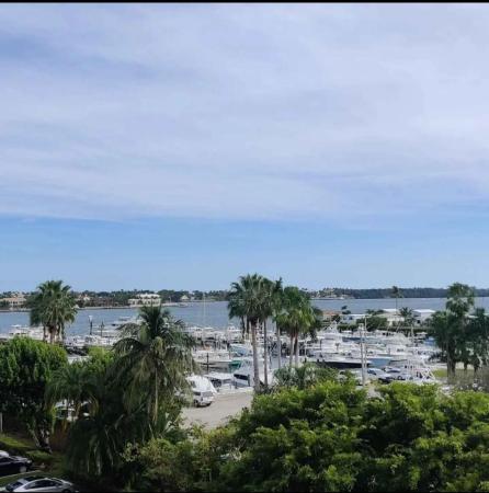 Hypoluxo's Mariner's Cay, 1000 Scotia Dr #506, Hypoluxo, Florida 33462, image 1
