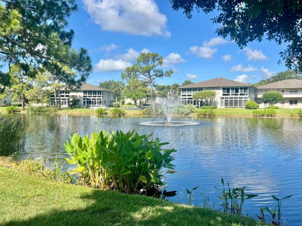 32 Lake Vista Trl #105, Port St. Lucie, Florida 34952, image 1
