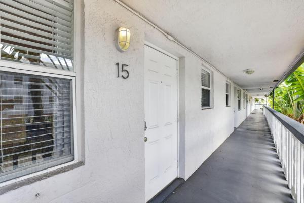Wilton Commons, 2741 NE 8th Ave #15, Wilton Manors, Florida 33334, image 1