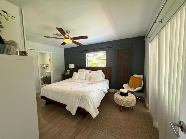 Maplewood, 10240 NW 17th St, Coral Springs, Florida 33071, image 2