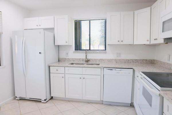 Weston Lakes 21, 428 Lakeview Dr #201, Weston, Florida 33326, image 1