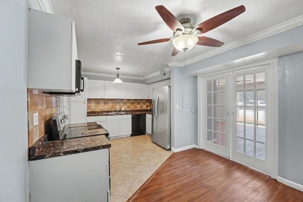 Town Square, 4848 NW 24th Ct #105, Lauderdale Lakes, Florida 33313, image 2