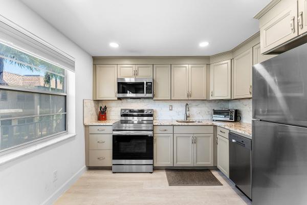 Boca Hills, 340 NW 19th St #2020, Boca Raton, Florida 33432, image 2