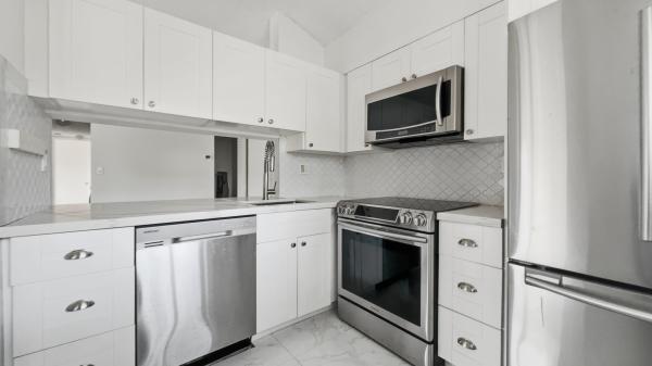 3031 N Oakland Forest Dr #201, Oakland Park, Florida 33309, image 1