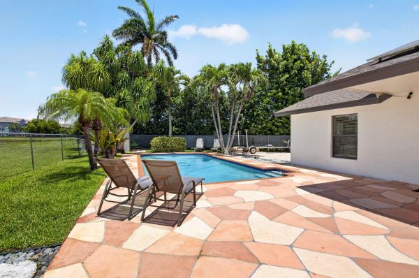 Sky Lake, 1273 NW 11th St, Boynton Beach, Florida 33426, image 2