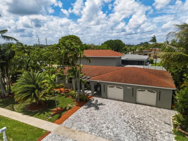 Palmetto Pines, 10941 Granite St, Boca Raton, Florida 33428, image 1