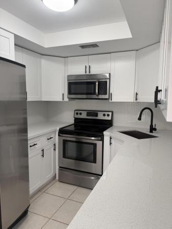 The Charter Club Of Palm Beach, 217 Foxtail Dr #H, Greenacres, Florida 33415, image 1
