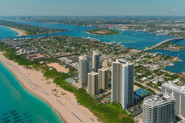 Tiara, 3000 N Ocean Dr #23E, Riviera Beach, Florida 33404, image 2
