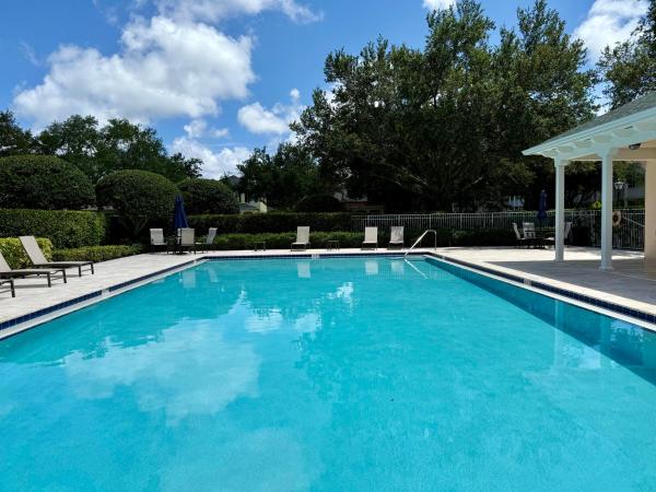 Cambridge At Abacoa, 117 Waterford Dr, Jupiter, Florida 33458, image 1