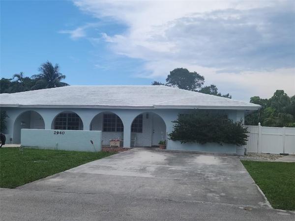 2940 NE 19th Ter #SOUTH SIDE, Lighthouse Point, Florida 33064, image 2