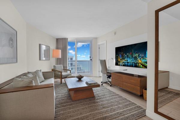 The Q Club Resort & Residences, 505 N Fort Lauderdale Beach Blvd #2214, Fort Lauderdale, Florida 33304, image 3