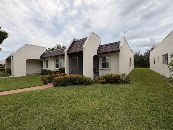 182 Lake Susan Ln, West Palm Beach, Florida 33411, image 1