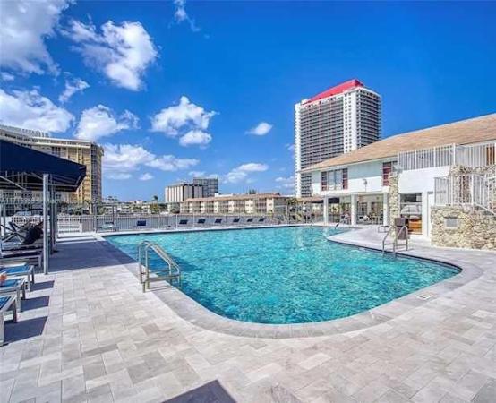 Plaza Towers, 1833 S Ocean Dr #1209, Hallandale Beach, Florida 33009, image 2