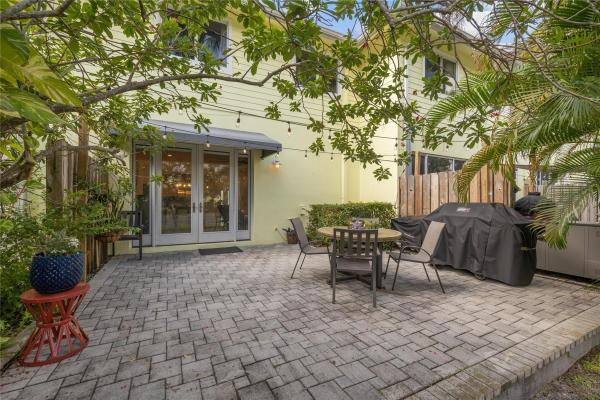 Tarpon River Club, 603 SW 7th Ave #11, Fort Lauderdale, Florida 33315, image 2