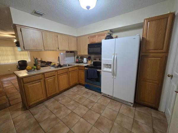 Loch Lomond, 3560 NW 3rd Ave #1-2, Pompano Beach, Florida 33064, image 2