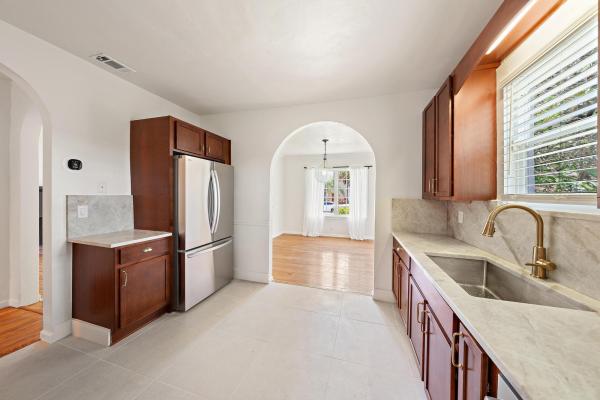 Kelsey City, 315 Hawthorne Dr, Lake Park, Florida 33403, image 2