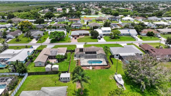 661 SE Crescent Ave, Port St. Lucie, Florida 34984, image 1