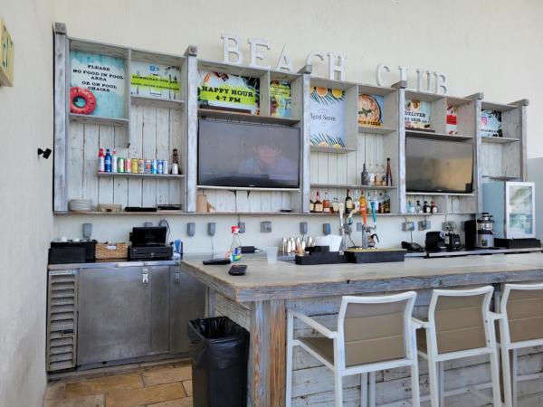 Beach Club 1, 1850 S Ocean Dr #3806, Hallandale Beach, Florida 33009, image 2