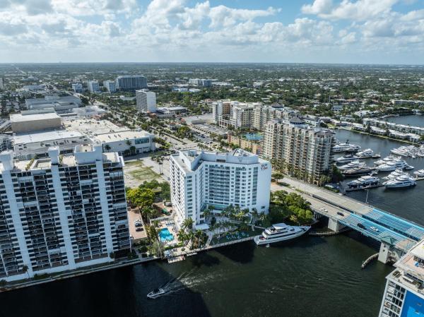 Gallery One, 2670 E Sunrise Blvd #1201, Fort Lauderdale, Florida 33304, image 2