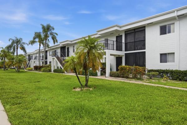 14898 Wedgefield Dr #208, Delray Beach, Florida 33446, image 2