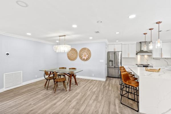 Maplewood, 10098 Ramblewood Dr, Coral Springs, Florida 33071, image 3