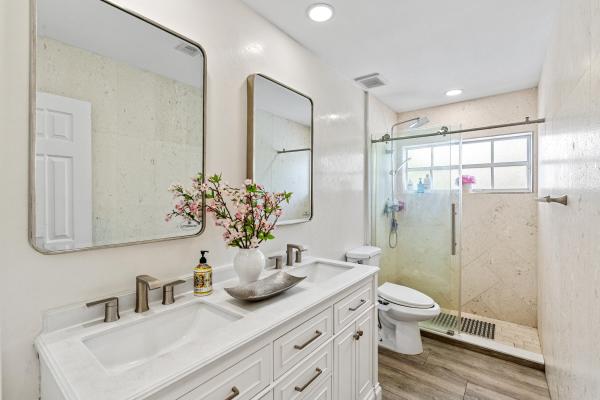 Maplewood, 10098 Ramblewood Dr, Coral Springs, Florida 33071, image 1