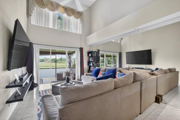Fairway Views, 7426 Pinewalk Dr S #19-4, Margate, Florida 33063, image 3