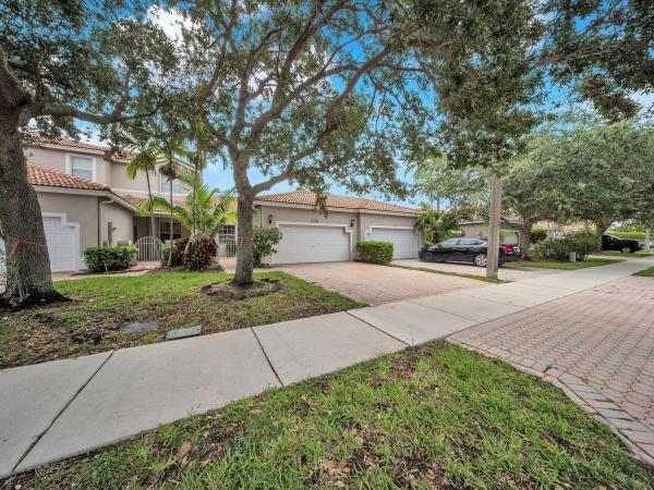 Regency Homes At Fairway Isles, 2851 E Aragon Blvd #5, Sunrise, Florida 33313, image 1