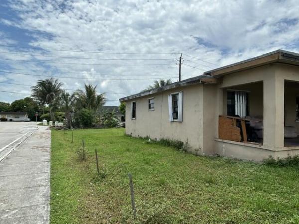 190 SW 6th Ave, South Bay, Florida 33493, image 1