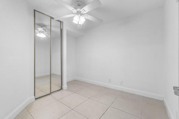 Banyan Lake, 8254 Severn Dr #A, Boca Raton, Florida 33433, image 3
