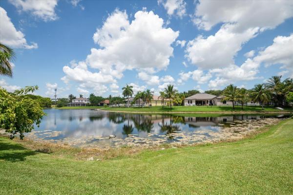 Maplewood, 10251 NW 16th St, Coral Springs, Florida 33071, image 2