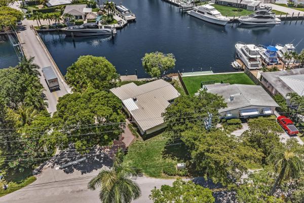 Lauderdale Harbors, 1300 Cordova Rd, Fort Lauderdale, Florida 33316, image 2