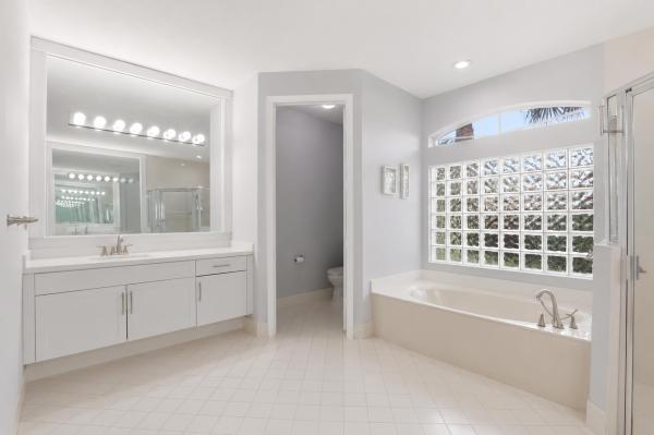 Ponte Vecchio, 6583 Piemonte Dr, Boynton Beach, Florida 33472, image 2