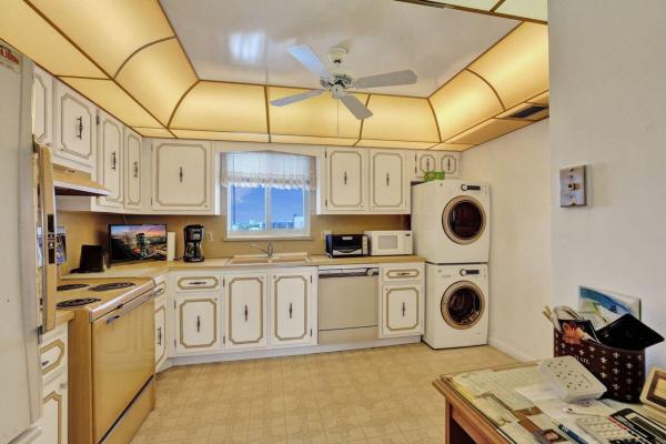 Lake Harbour Towers South, 301 Lake Shore Dr #809, Lake Park, Florida 33403, image 1