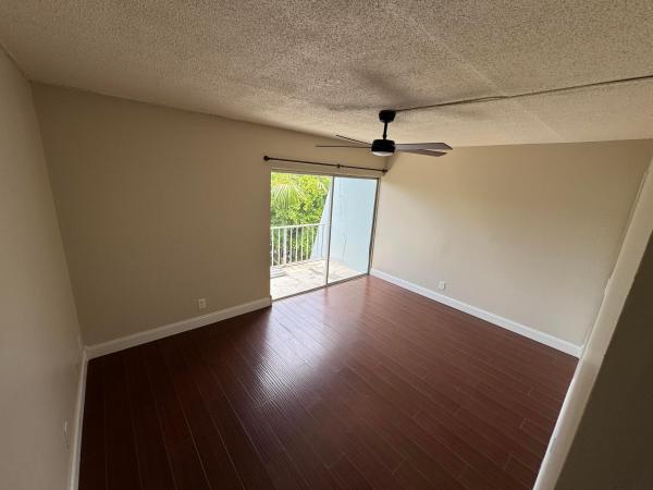Lori Lynn, 725 Hummingbird Way #210, North Palm Beach, Florida 33408, image 2