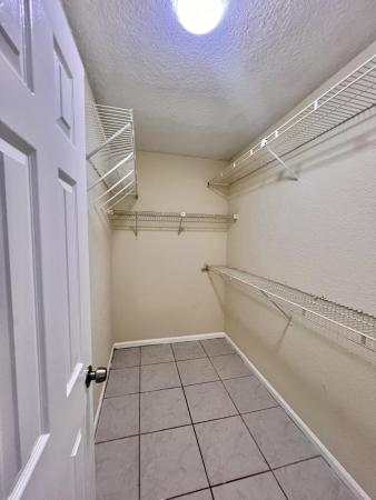 423 Glenwood Dr, West Palm Beach, Florida 33415, image 3