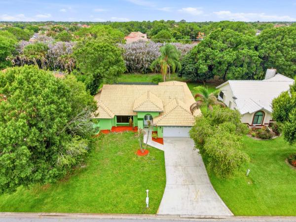 Country Club Estates Parc, 1298 SW Cedar Cv, Port St. Lucie, Florida 34986, image 3