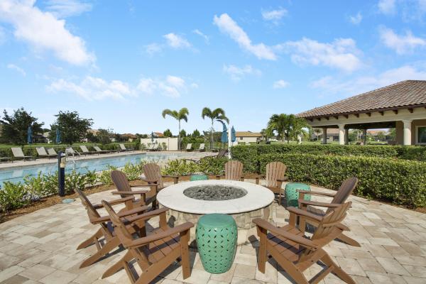 Veranda Gardens, 560 SE Monet Dr, Port St. Lucie, Florida 34984, image 2