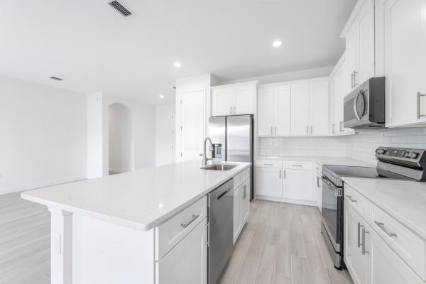 Indian River Estates, 5303 Sunset Blvd, Fort Pierce, Florida 34982, image 1