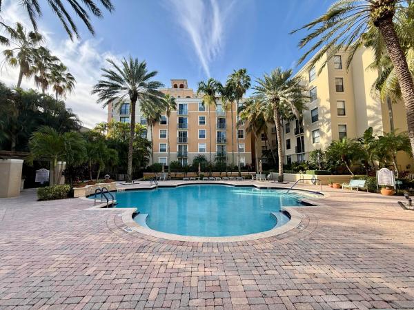 The Courtyards In CityPlace, 780 S Sapodilla Ave #207, West Palm Beach, Florida 33401, image 1