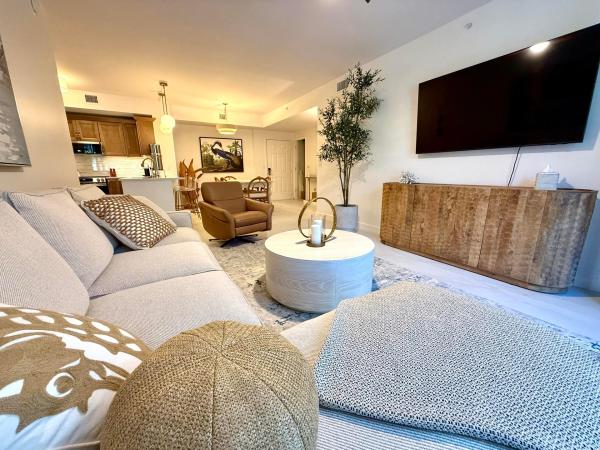 The Courtyards In CityPlace, 780 S Sapodilla Ave #207, West Palm Beach, Florida 33401, image 3