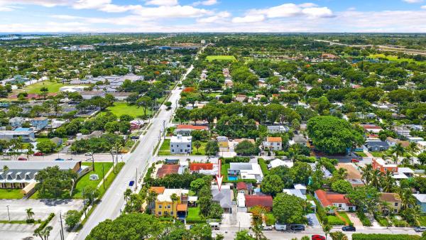 Willa Park, 904 Ortega Rd, West Palm Beach, Florida 33405, image 3