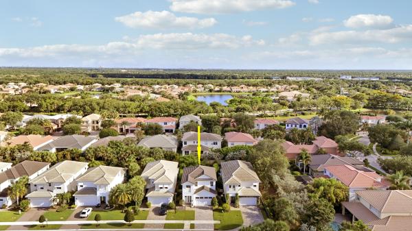 Bonnette Hunt Club, 125 Bonnette Hunt Club Ln, Palm Beach Gardens, Florida 33418, image 3