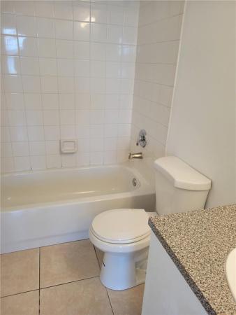5005 Wiles Rd #108, Coconut Creek, Florida 33073, image 1
