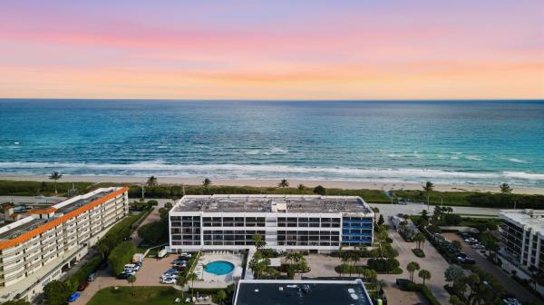 Yacht & Racquet Club Of Boca Raton, 2727 N Ocean Blvd #3010, Boca Raton, Florida 33431, image 1