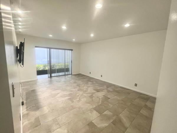 Imperial Point Colonnades, 2201 NE 66th St #1306, Fort Lauderdale, Florida 33308, image 1