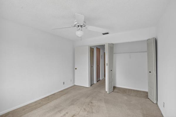 10231 N Circle Lake Dr #201, Boynton Beach, Florida 33437, image 2