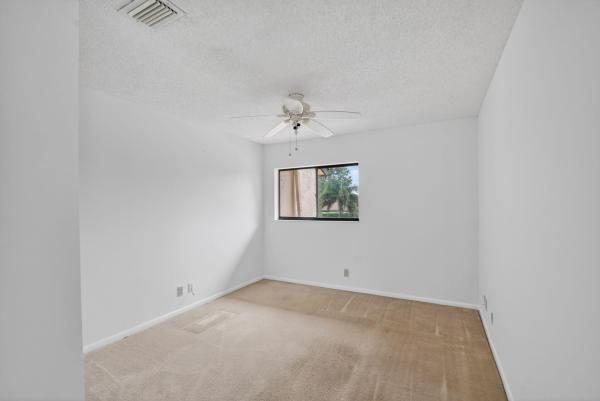 10231 N Circle Lake Dr #201, Boynton Beach, Florida 33437, image 3