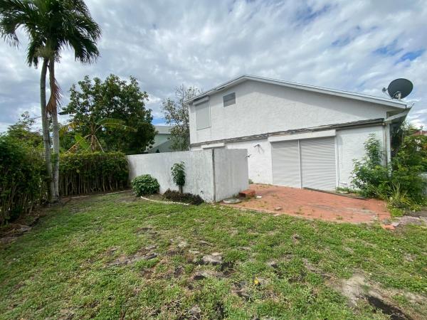 Tara Lakes West, 62 Willow Cir, Boynton Beach, Florida 33436, image 2