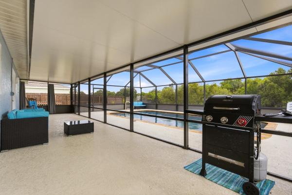 105 SW Glenwood Dr, Port St. Lucie, Florida 34984, image 2